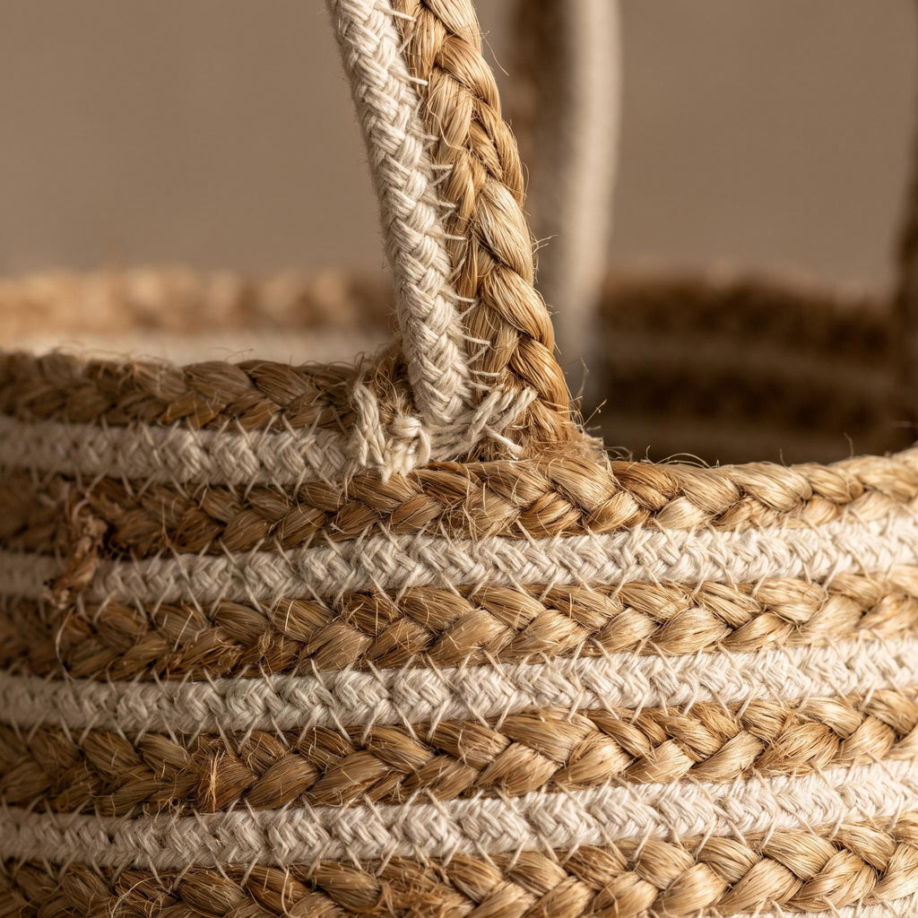 Close-up of the coiled rope and jute banding on the Nubrel basket